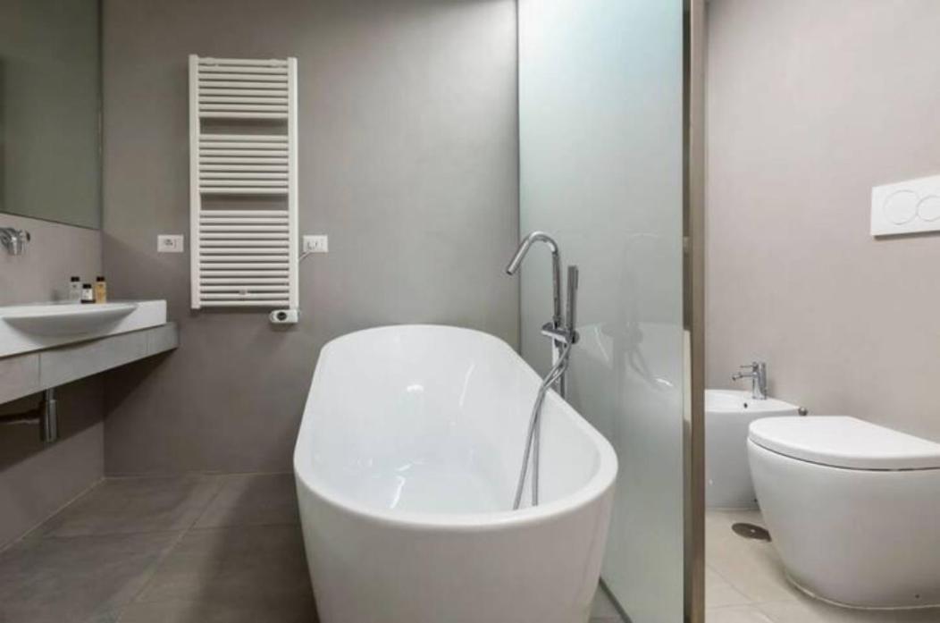 Croce Apartments Рим Екстер'єр фото